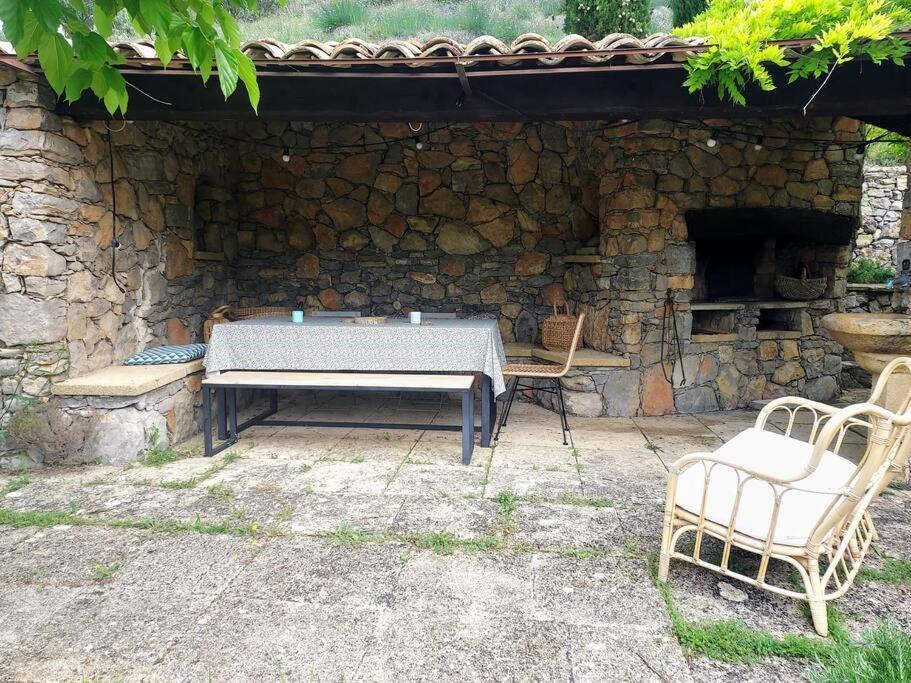 La Maison De Ninia Digne-les-Bains Exterior photo
